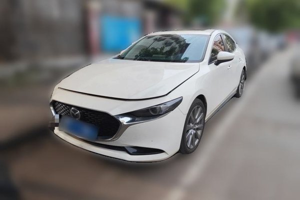 Mazda Mazda 3 Axela · 2022 год