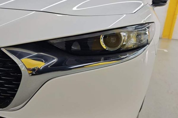 Mazda Mazda 3 Axela 2022, 9900 км, за 14274 USD - фото 22