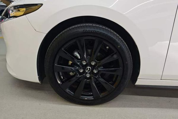 Mazda Mazda 3 Axela 2022, 9900 км, за 14274 USD - фото 21