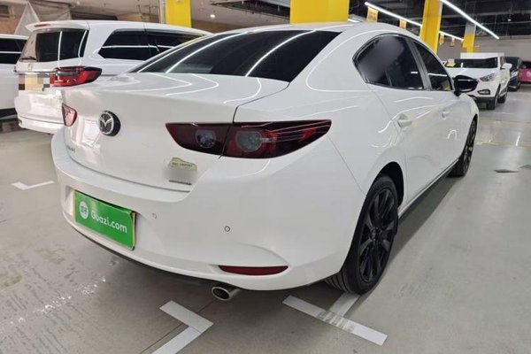 Mazda Mazda 3 Axela 2022, 9900 км, за 14274 USD - фото 19