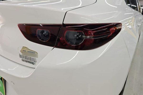 Mazda Mazda 3 Axela 2022, 9900 км, за 14274 USD - фото 20
