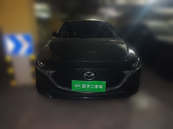 Mazda Mazda 3 Axela 2023, 30099 км, за 12882 USD