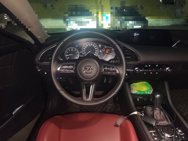 Mazda Mazda 3 Axela 2023, 30099 км, за 12882 USD - фото 11
