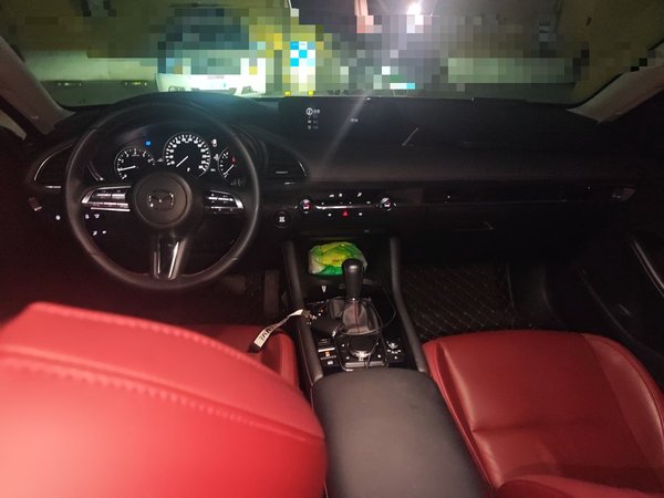 Mazda Mazda 3 Axela 2023, 30099 км, за 12882 USD - фото 10