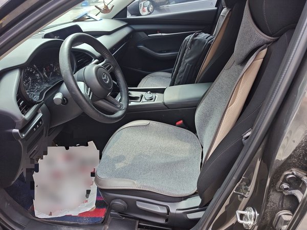Mazda Mazda 3 Axela 2023, 9400 км, за 13086 USD - фото 12