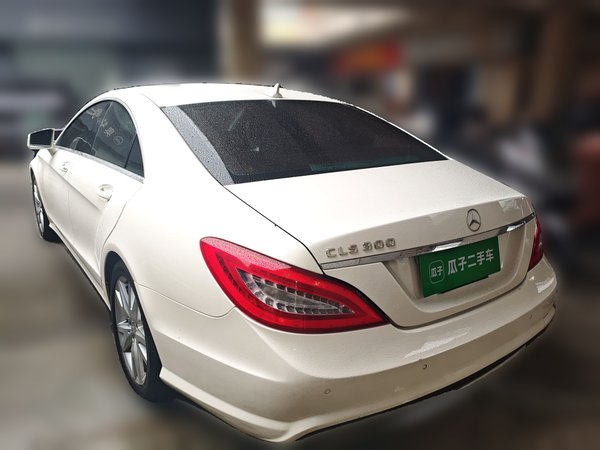 Mercedes-Benz CLS 2012, 146300 км, за 13618 USD