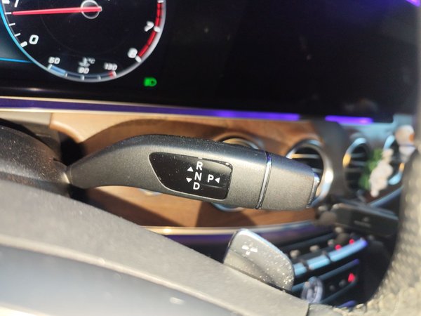 Mercedes-Benz E-Class 2016, 87500 км, за 23158 USD - фото 15