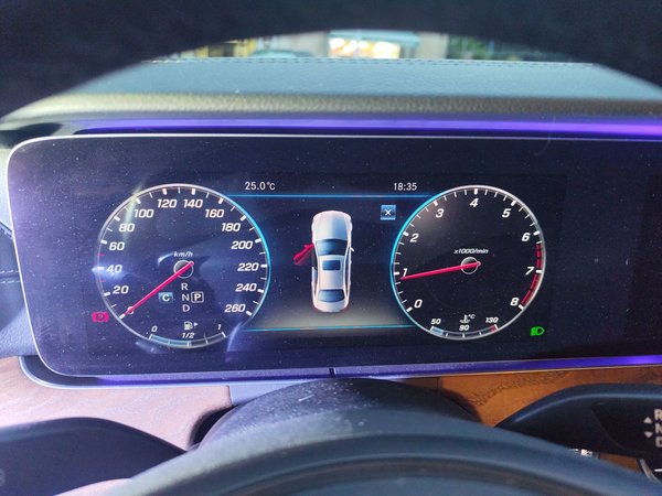 Mercedes-Benz E-Class 2016, 87500 км, за 23158 USD - фото 12