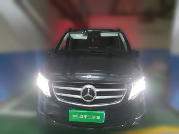 Mercedes-Benz V-Class 2018, 38300 км, за 35499 USD