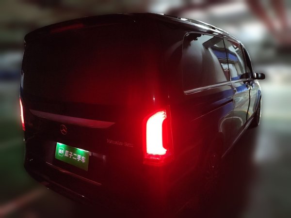 Mercedes-Benz V-Class 2018, 38300 км, за 35499 USD - фото 6