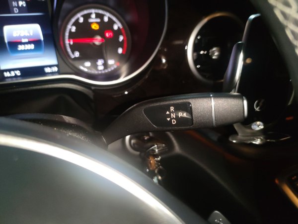 Mercedes-Benz V-Class 2018, 38300 км, за 35499 USD - фото 15