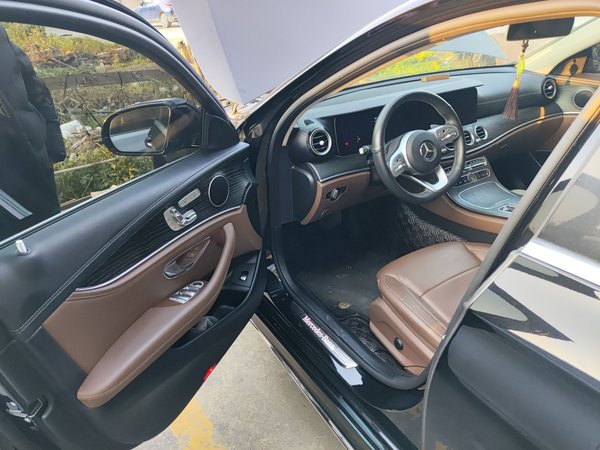 Mercedes-Benz E-Class 2020, 64100 км, за 34989 USD - фото 17