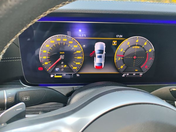 Mercedes-Benz E-Class 2020, 64100 км, за 34989 USD - фото 12