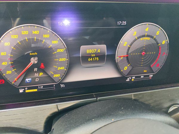 Mercedes-Benz E-Class 2020, 64100 км, за 34989 USD - фото 13