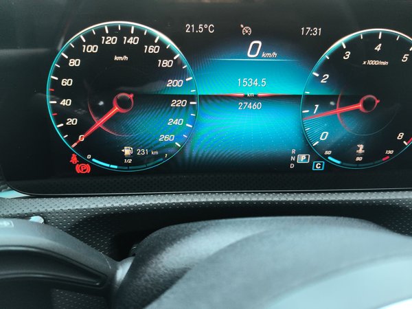 Mercedes-Benz A-Class 2022, 27400 км, за 18549 USD - фото 10