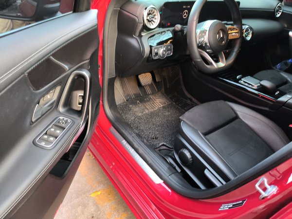 Mercedes-Benz A-Class 2022, 27400 км, за 18549 USD - фото 13