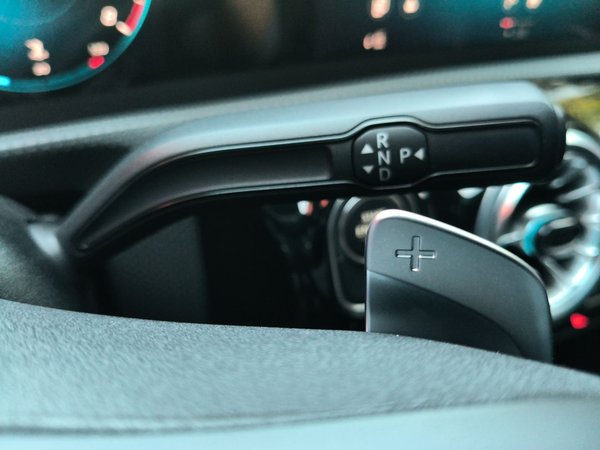 Mercedes-Benz A-Class 2022, 27400 км, за 18549 USD - фото 19