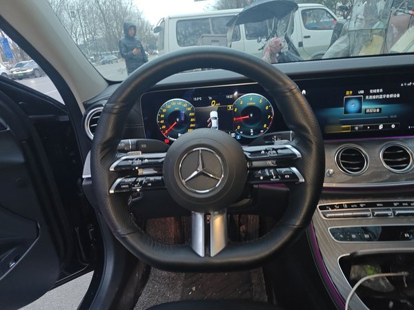 Mercedes-Benz E-Class 2022, 51900 км, за 38027 USD - фото 14