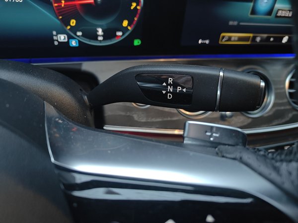 Mercedes-Benz E-Class 2022, 51900 км, за 38027 USD - фото 20