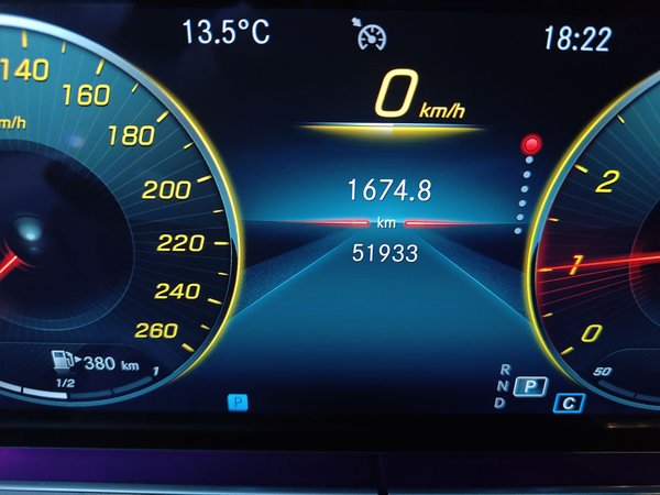 Mercedes-Benz E-Class 2022, 51900 км, за 38027 USD - фото 18