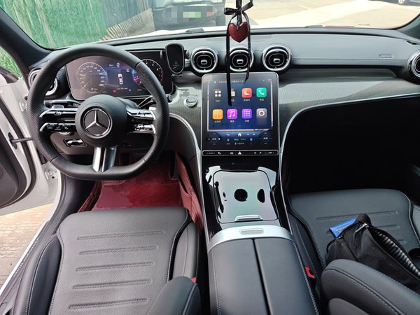 Mercedes-Benz C-Class 2025, 2500 км, за 39422 USD - фото 10