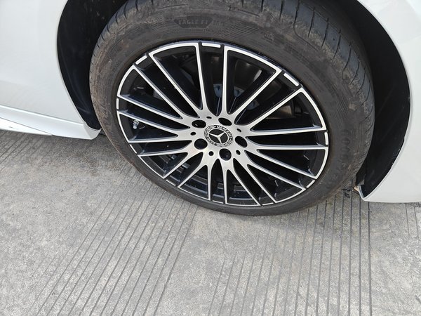 Mercedes-Benz C-Class 2025, 2500 км, за 39422 USD - фото 8