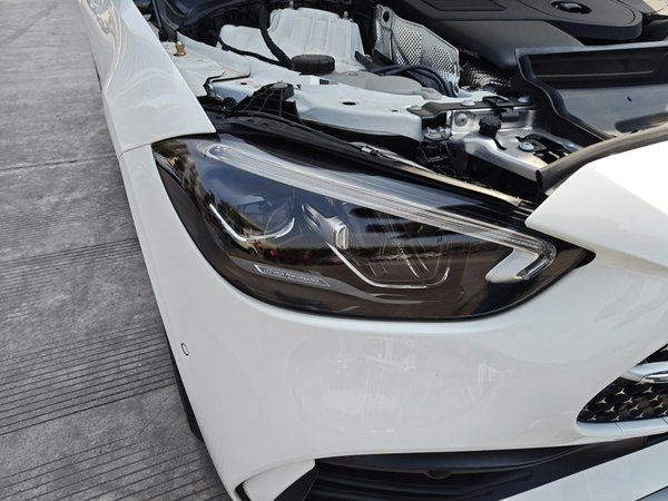 Mercedes-Benz C-Class 2025, 2500 км, за 39422 USD - фото 7