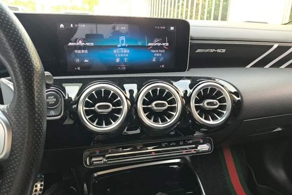 Mercedes-Benz A AMG 2019, 89500 км, за 23167 USD - фото 16