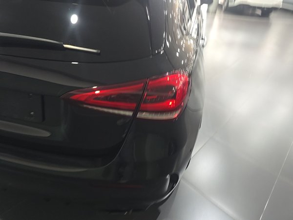 Mercedes-Benz A AMG 2020, 35700 км, за 26722 USD - фото 7