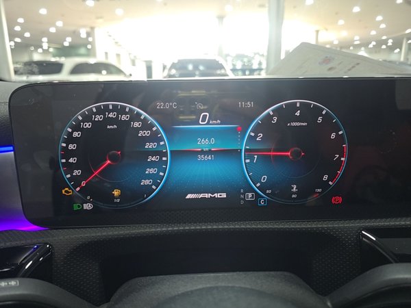 Mercedes-Benz A AMG 2020, 35700 км, за 26722 USD - фото 15