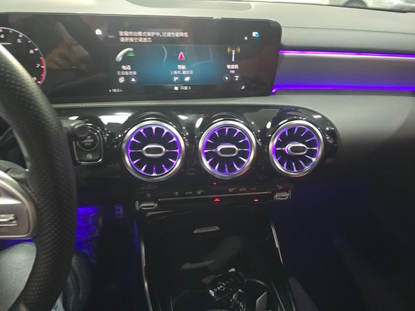 Mercedes-Benz A AMG 2020, 35700 км, за 26722 USD - фото 16