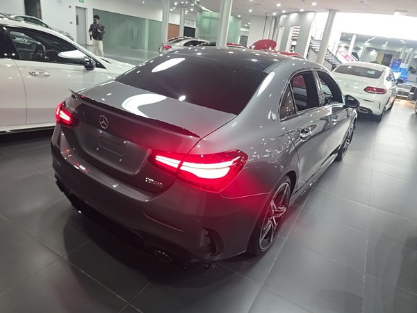 Mercedes-Benz A AMG 2025, 6700 км, за 39448 USD - фото 6