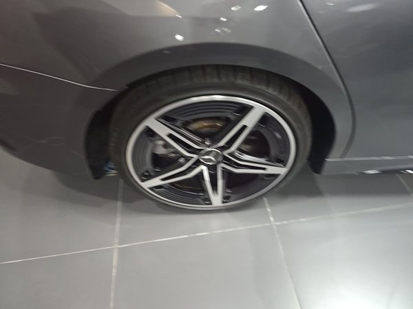 Mercedes-Benz A AMG 2025, 6700 км, за 39448 USD - фото 10