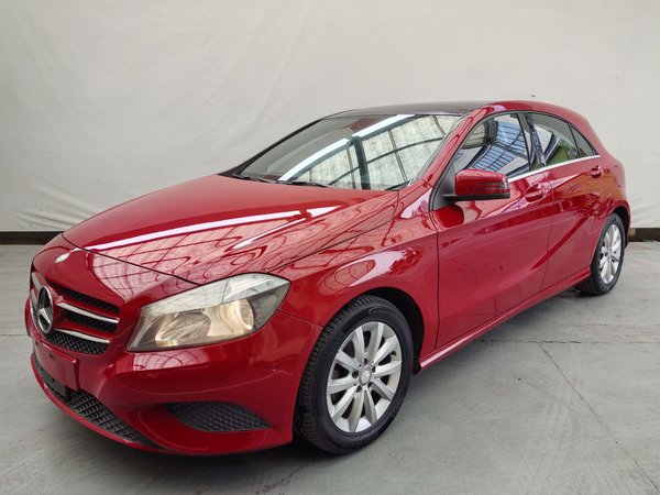 Mercedes-Benz A-Class · 2013 год