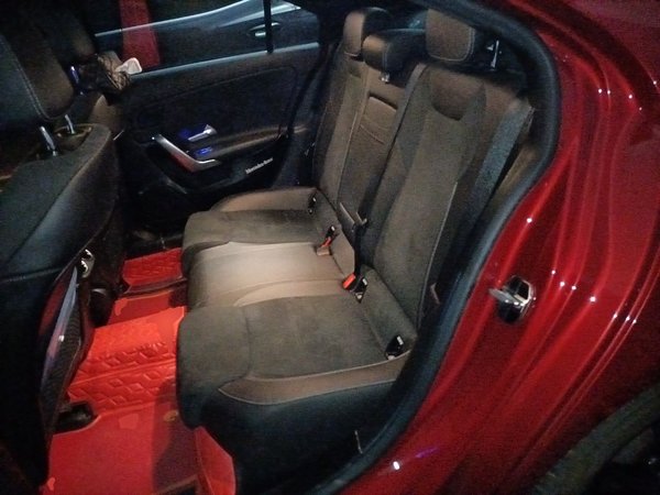 Mercedes-Benz A-Class 2019, 124800 км, за 11895 USD - фото 18