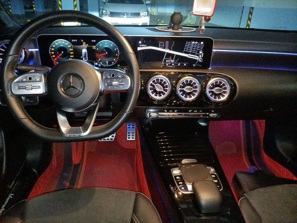 Mercedes-Benz A-Class 2019, 124800 км, за 11895 USD - фото 10