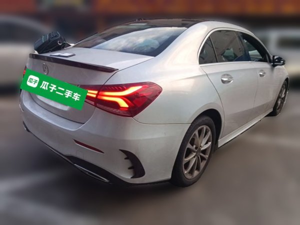 Mercedes-Benz A-Class 2019, 93800 км, за 11877 USD - фото 6