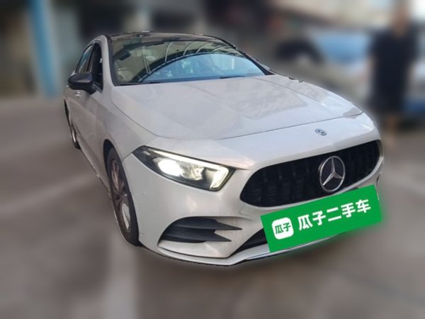 Mercedes-Benz A-Class 2019, 93800 км, за 11877 USD