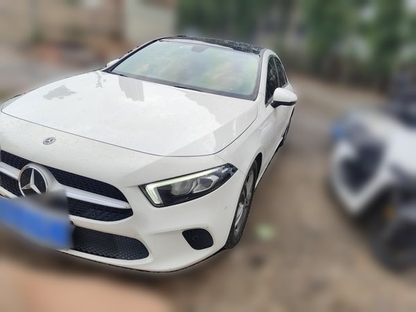 Mercedes-Benz A-Class · 2019 год