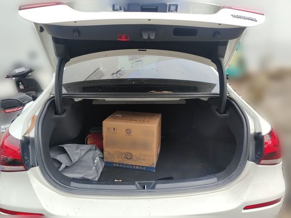 Mercedes-Benz A-Class 2019, 114600 км, за 11556 USD - фото 20