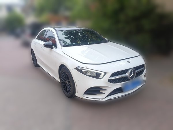 Mercedes-Benz A-Class 2019, 67700 км, за 11730 USD