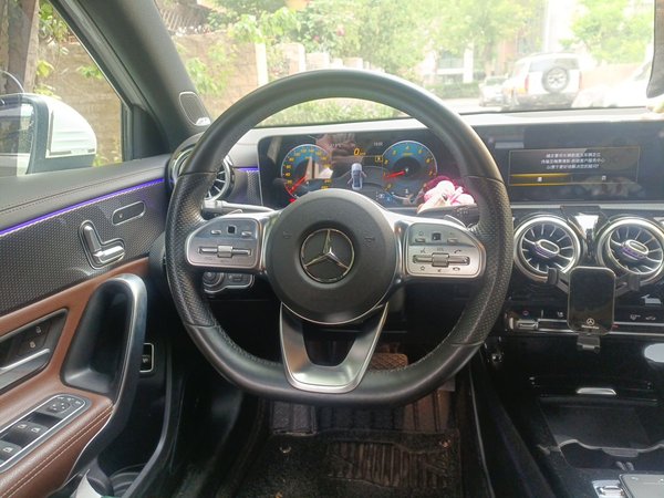 Mercedes-Benz A-Class 2019, 67700 км, за 11730 USD - фото 11