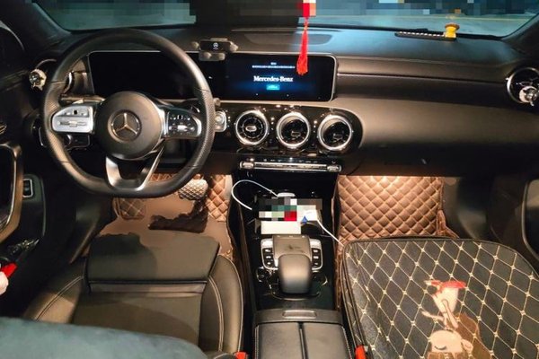 Mercedes-Benz A-Class 2019, 79800 км, за 12071 USD - фото 9