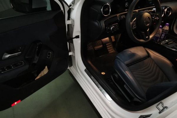 Mercedes-Benz A-Class 2020, 103900 км, за 13665 USD - фото 16