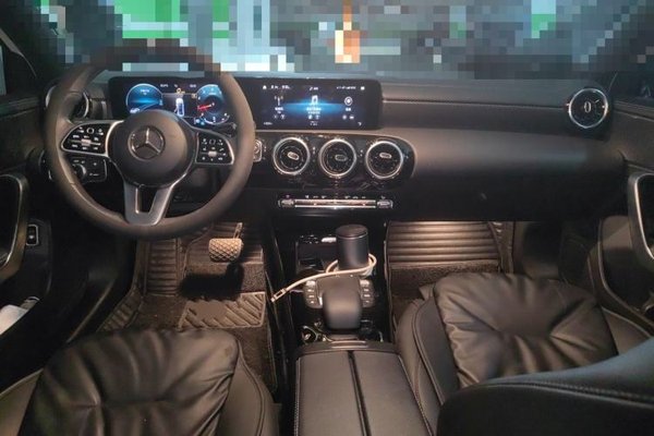 Mercedes-Benz A-Class 2020, 35400 км, за 14545 USD - фото 9