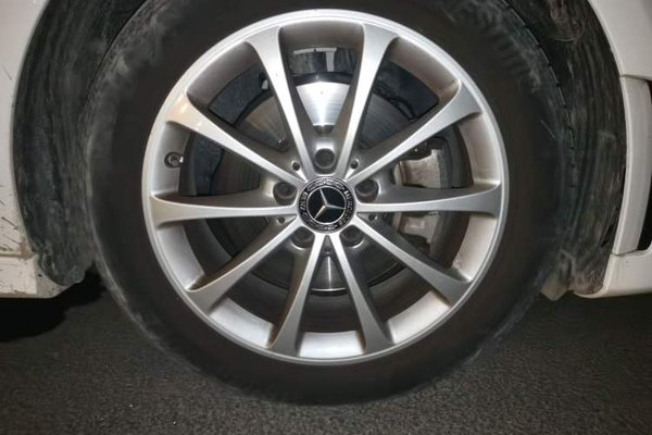Mercedes-Benz A-Class 2020, 37600 км, за 16662 USD - фото 8