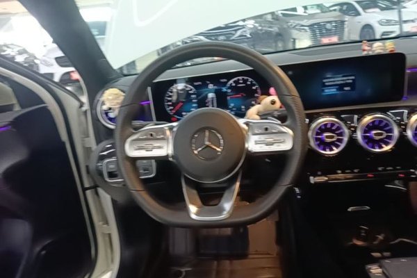 Mercedes-Benz A-Class 2020, 53600 км, за 17757 USD - фото 14