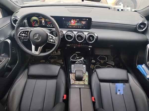 Mercedes-Benz A-Class 2021, 35900 км, за 15985 USD - фото 10