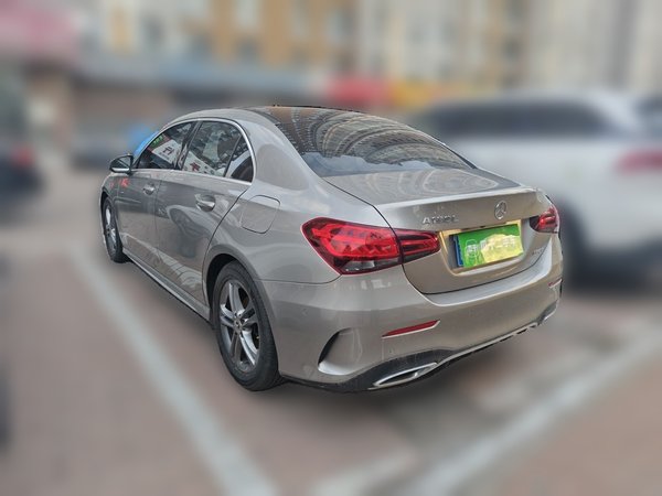 Mercedes-Benz A-Class 2021, 35900 км, за 15985 USD