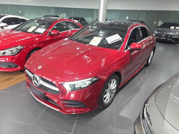 Mercedes-Benz A-Class · 2021 год